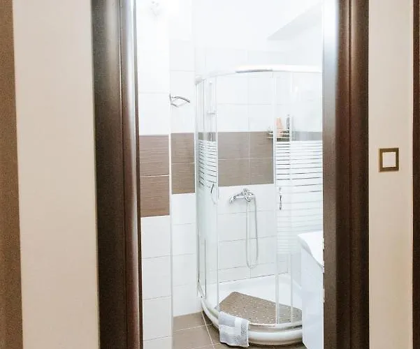 House, Ellinou Stratiotou, Ayia, * Патра