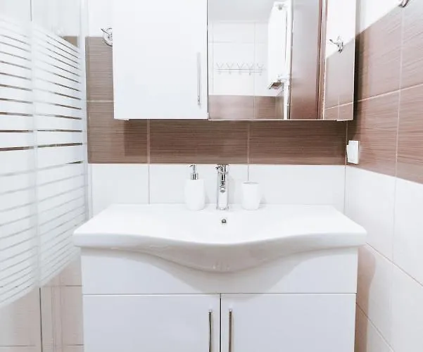 House, Ellinou Stratiotou, Ayia, Апартаменты