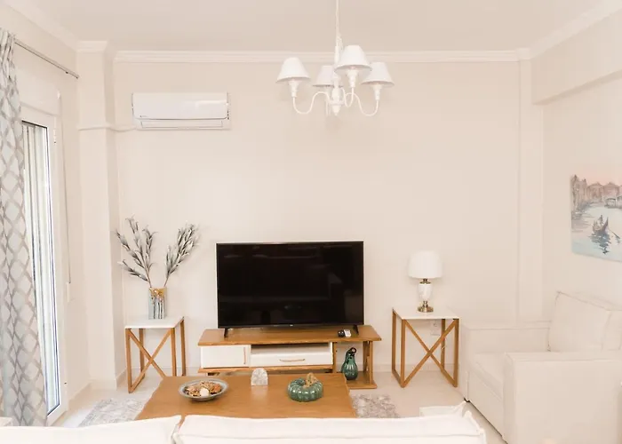 House, Ellinou Stratiotou, Ayia, 파트라